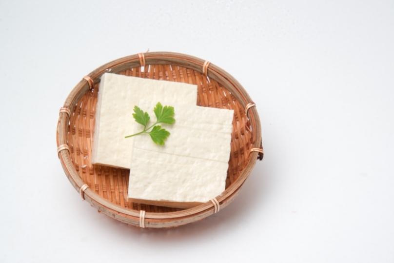 ประโยชน์ของ-เต้าหู้-อาหารสุขภาพที่อายุยาวกว่า-400-ปี thai-herbs.thdata.co | ประโยชน์ของ-เต้าหู้-อาหารสุขภาพที่อายุยาวกว่า-400-ปี สรรพคุณ สมุนไพร ไทย 